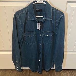 Goodlife Denim long sleeve Pearl snap. **Brand new with tags* Men’s size medium